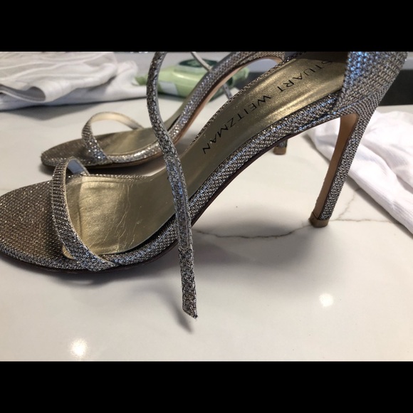 Stuart Weitzman size 6.5 heels - Picture 4 of 5